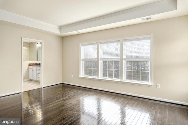 Building Photo - 10625 Legacy Ln