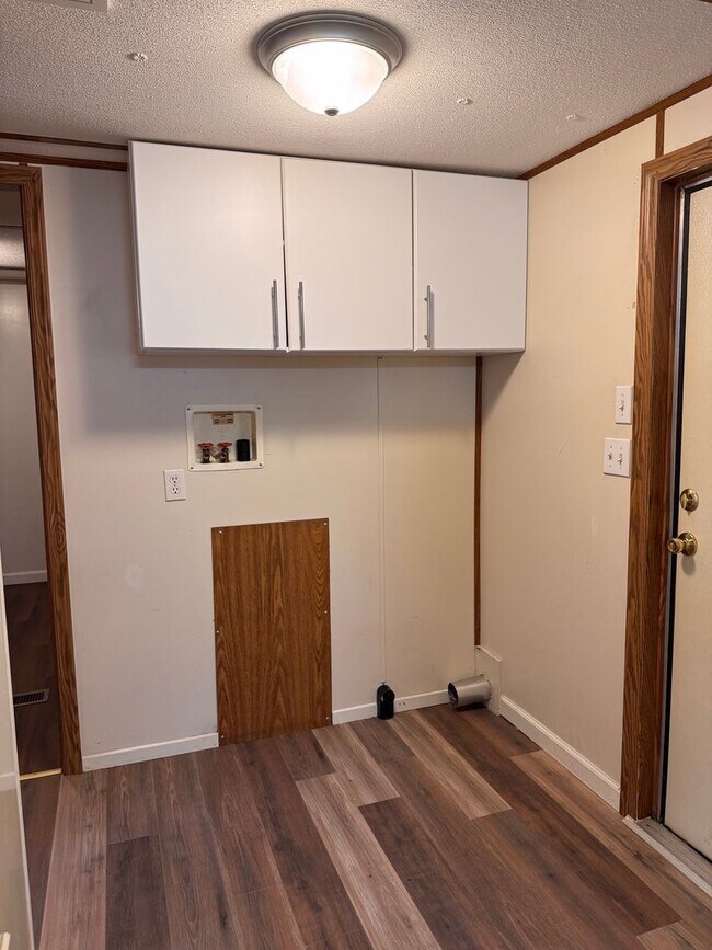 Building Photo - 506-D SAUNDERS DR