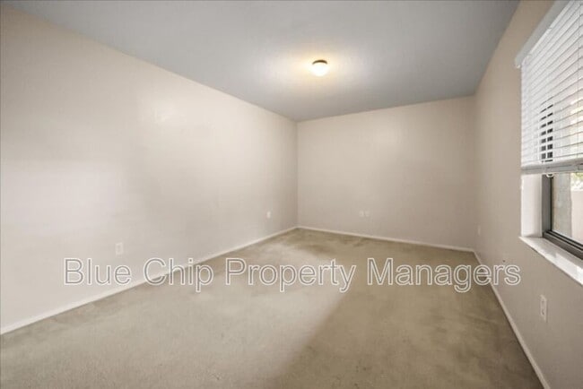 Building Photo - 7809 Sugar Bend Dr