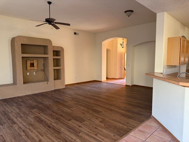 Building Photo - 11004 Catamount Dr NW