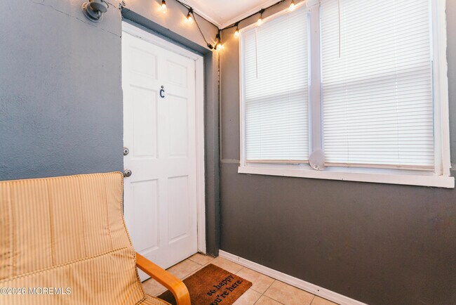 Building Photo - 13 Decatur Ave