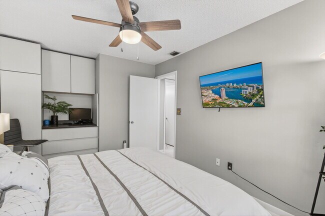 Building Photo - 8364 Boca Glades Blvd E