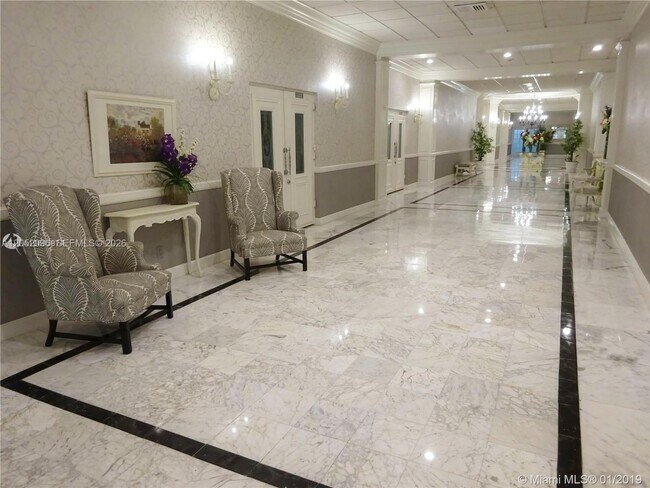 Building Photo - 3800 S Ocean Dr
