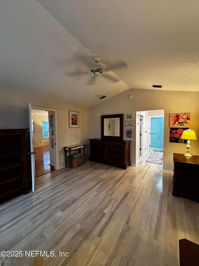 Building Photo - 109 Bay Hill Ct