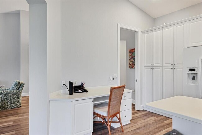 Building Photo - 5445 46th Ct W