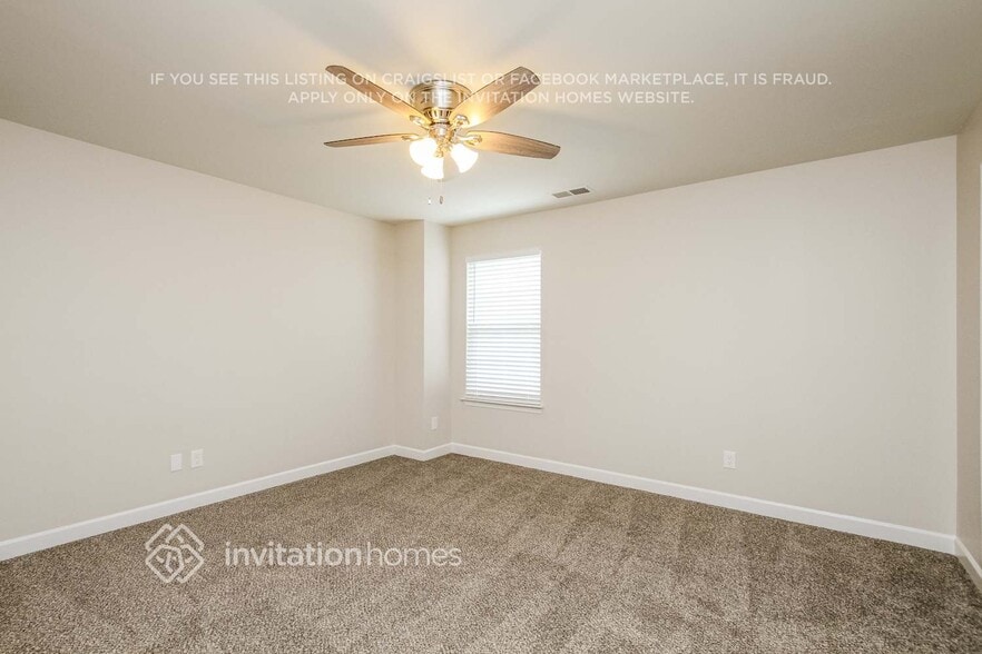 Building Photo - 2524 Captains Watch Rd NE