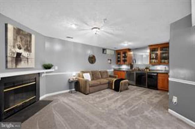 Building Photo - NESTLED IN TEH CHARMING GOSHEN ESTATES WITH SINGLE FAMILY HOME