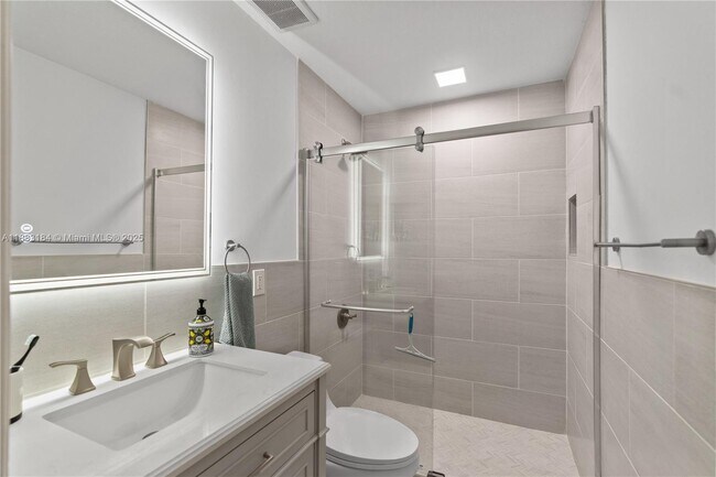 Building Photo - 11102 NW 83rd St