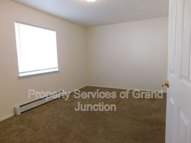 Building Photo - 433 Pendleton St