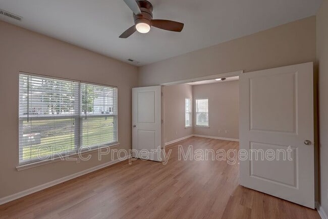 Building Photo - 184 Grand Oaks Dr