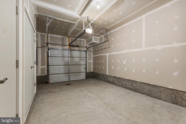 Building Photo - 8979 Katherine Johnson Ave