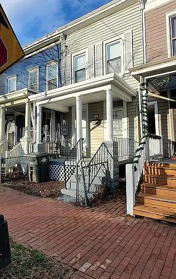 Building Photo - 2227 14th St SE