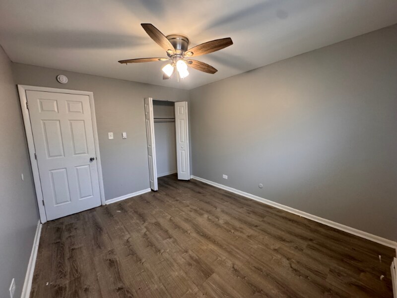 Building Photo - 474 W 14th Pl