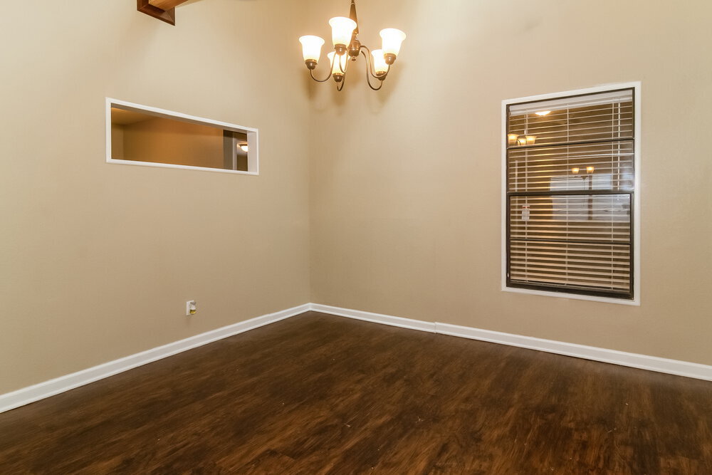 Building Photo - 1345 Bridlebrook Dr