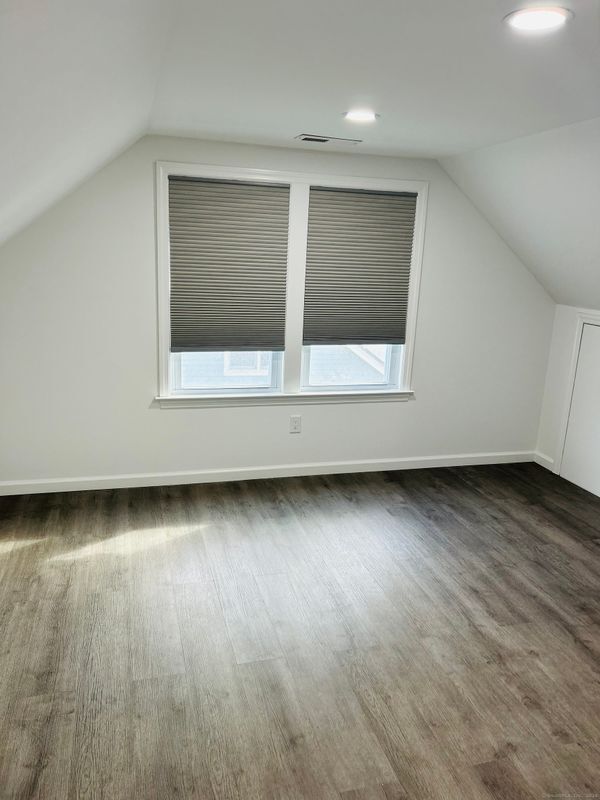 Building Photo - 13 Leuvine St