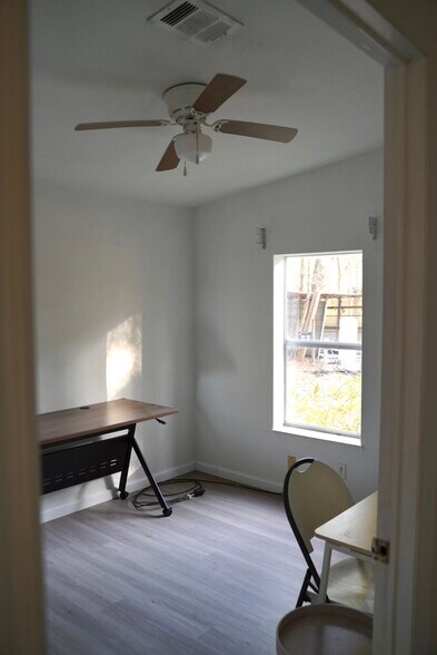 Building Photo - 29205 Saddle Oaks Ln