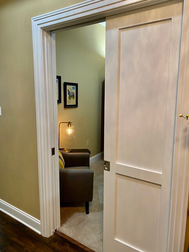 Building Photo - 30 Whistler Ct