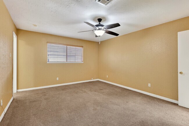 Building Photo - 6030 Gallant Forest Dr
