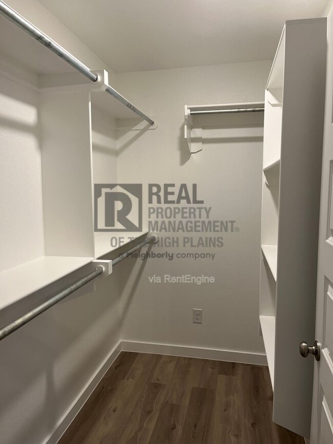 Building Photo - 5007 Stoney Fork St