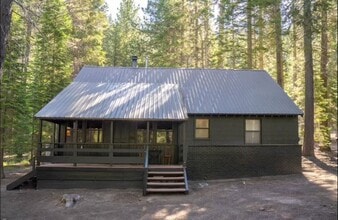 Building Photo - River Cabin