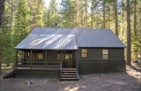 Building Photo - River Cabin