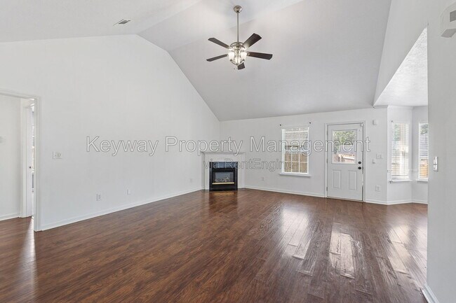 Building Photo - 1904 Lobelia Ln