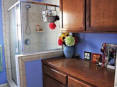 Building Photo - 12309 Thornwood Dr