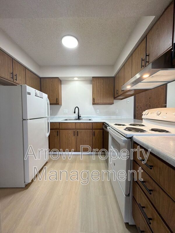 Building Photo - 2323 T St