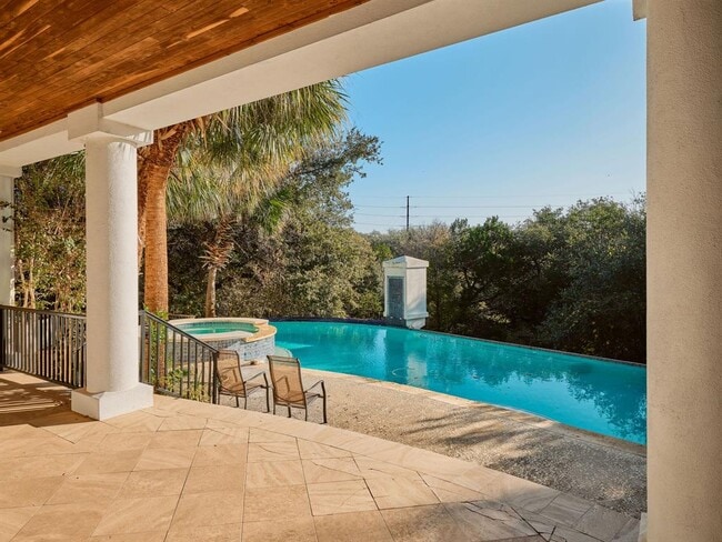 Building Photo - 2705 Island Ledge Cove