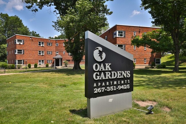 Building Photo - Oak Gardens Apartments
