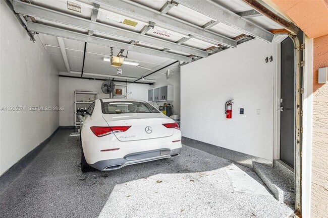 Building Photo - 2107 SE 10th Ave