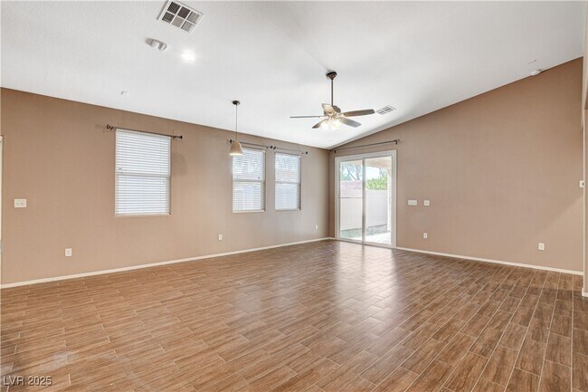 Building Photo - 2104 LeatherBridge Ct