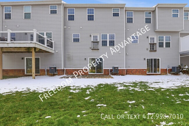 Building Photo - 412 Olive Ln