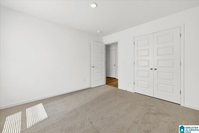 Building Photo - 283 Halifax Ln