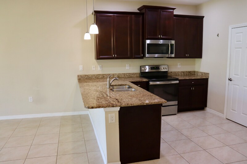 Building Photo - 10820 Alvara Point Dr