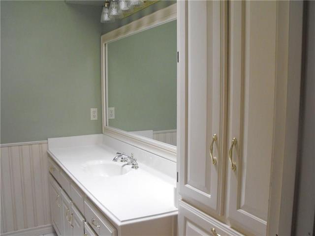 Building Photo - 603 Stoneybrook Dr