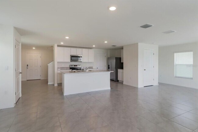 Building Photo - 476 Sunlit Coral St