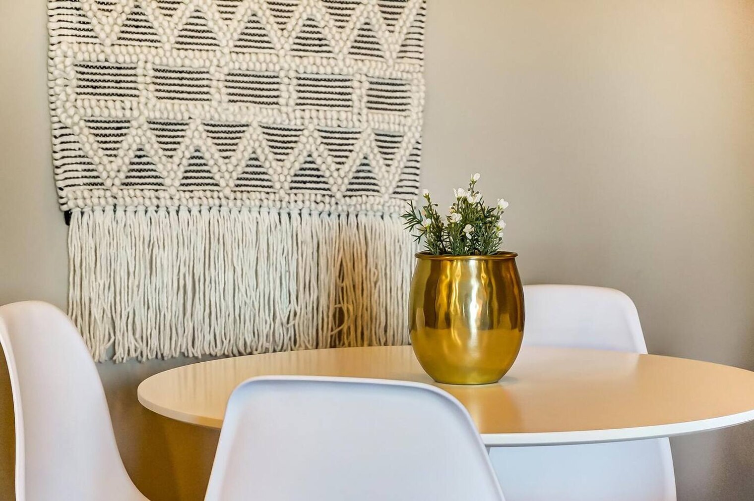 Building Photo - 4788 Holmes St