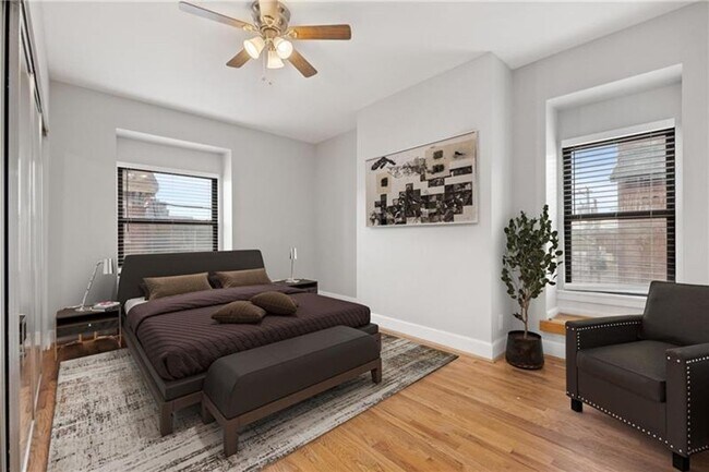 Building Photo - 1214 Bingham St