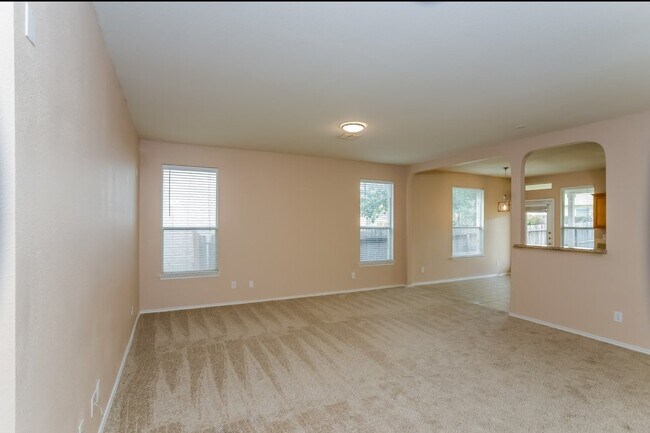 Building Photo - 6119 Briscoe Leaf