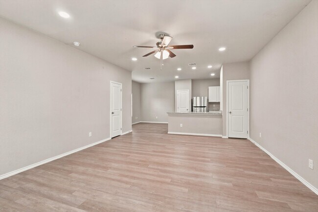 Building Photo - 7226 Briar Pl