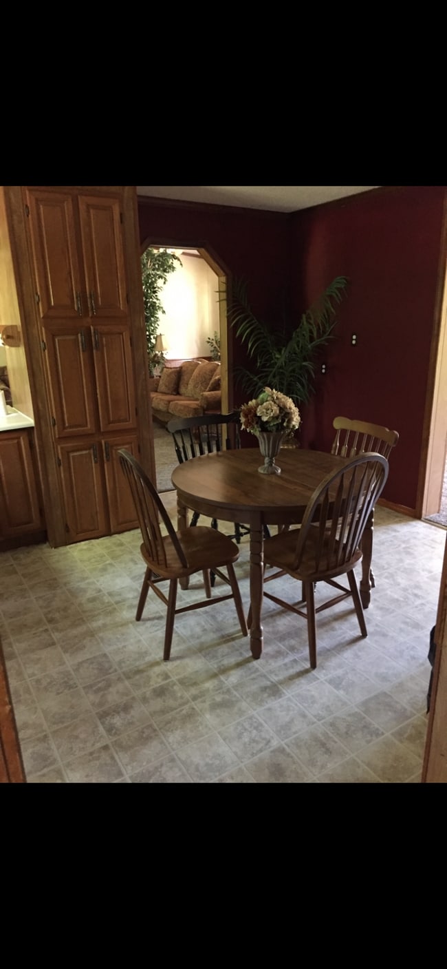 Building Photo - 9097 Griffith Rd