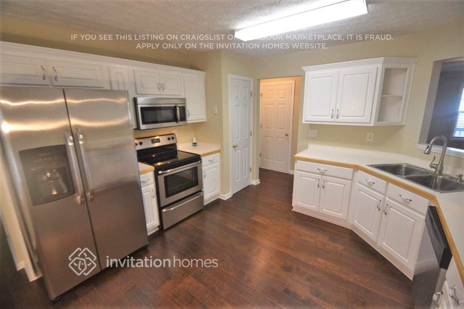 Building Photo - 2585 Hidden Creek Dr SW
