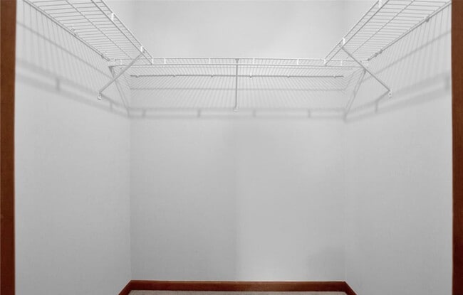 Building Photo - 1332 Oak Knolls Dr