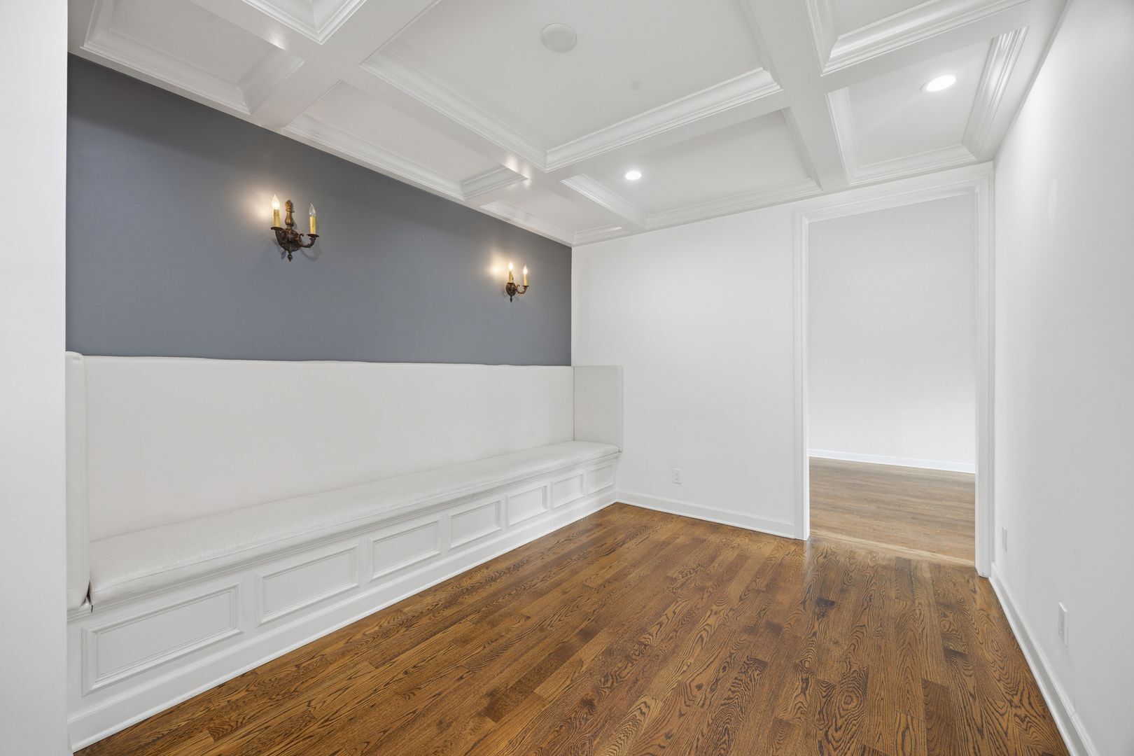 Building Photo - Beautiful Two-Story Burbank Home with Pool, Hardwood Floors & Guest House