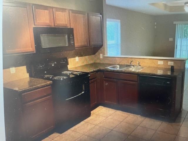 Building Photo - 3505 Bach Dr