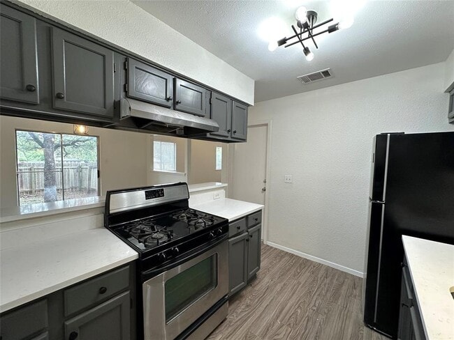 Building Photo - 12418 Coronet St