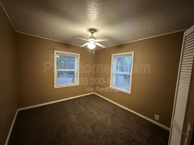 Building Photo - 3435 N Hwy 162