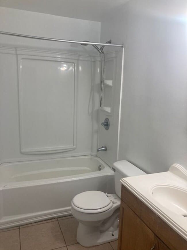 Building Photo - Gulfport 3 Bedroom