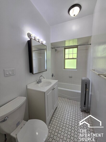 Building Photo - 908 Reba Pl